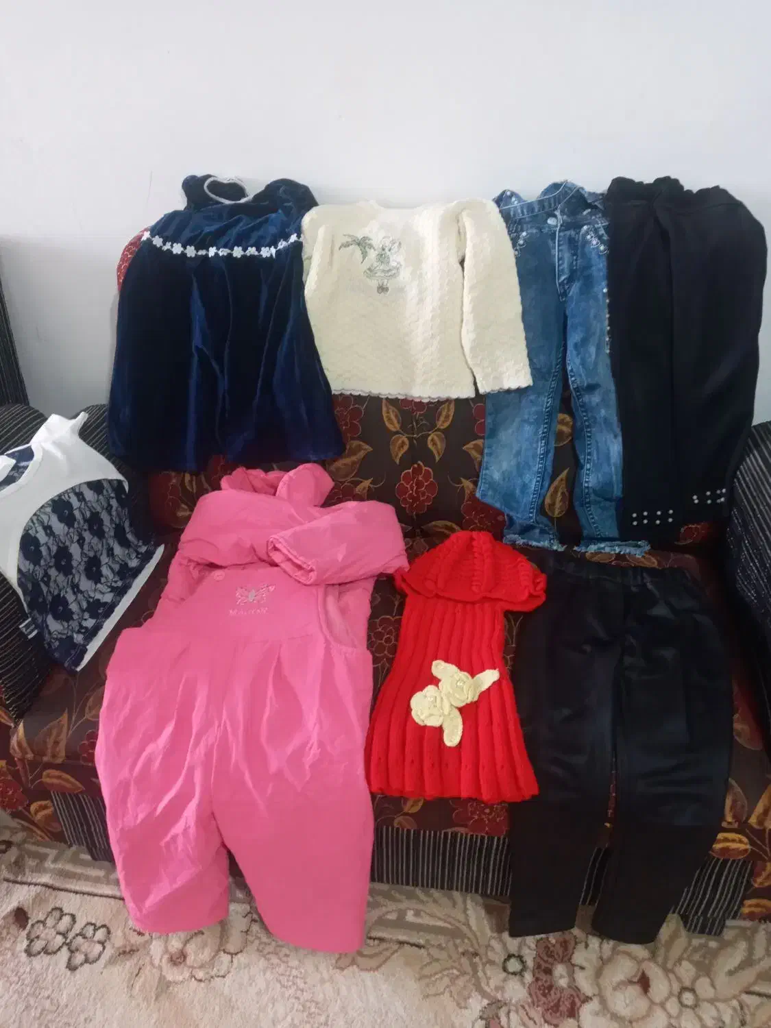 وسایل شخیصی|کفش و لباس بچه|شاندرمن, |دیوار