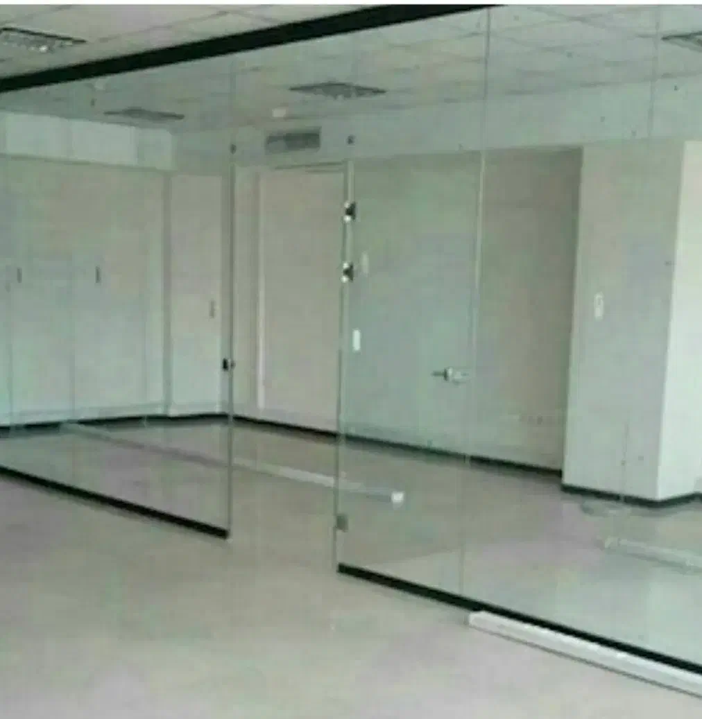 نصب و تعمیر و ریگلاژ شیشه سکوریت|خدمات پیشه و مهارت|کرمانشاه, |دیوار