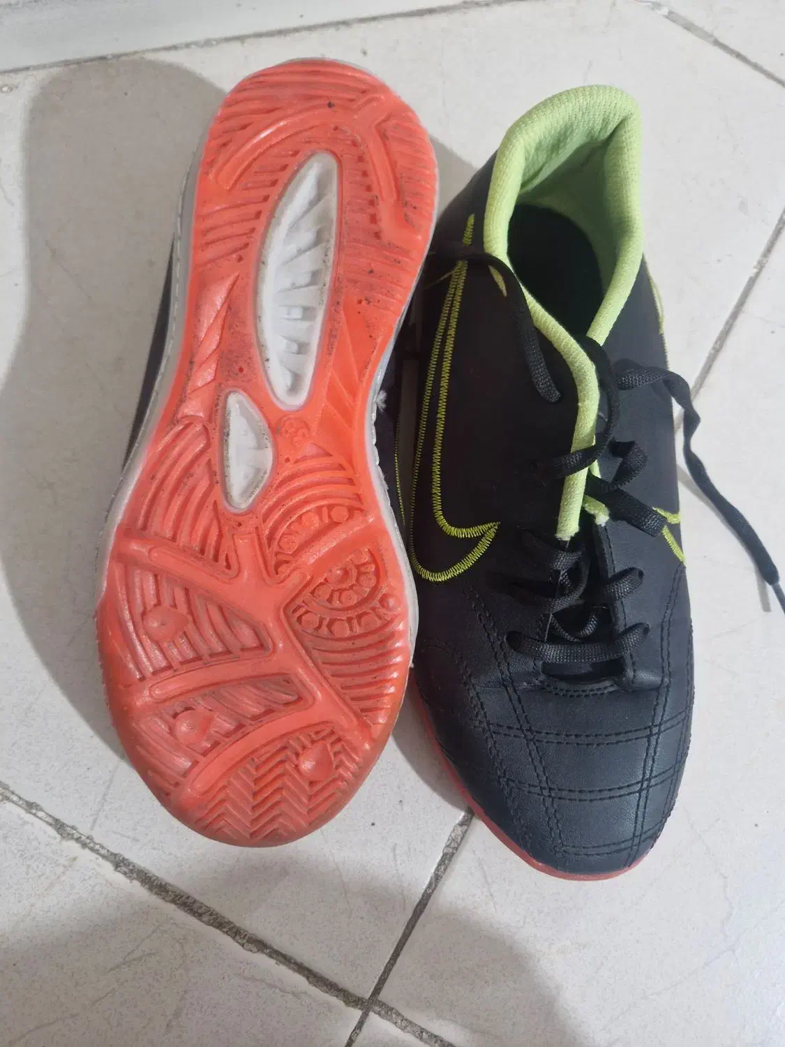 کفش ورزشی|کیف، کفش، کمربند|بیرجند, |دیوار