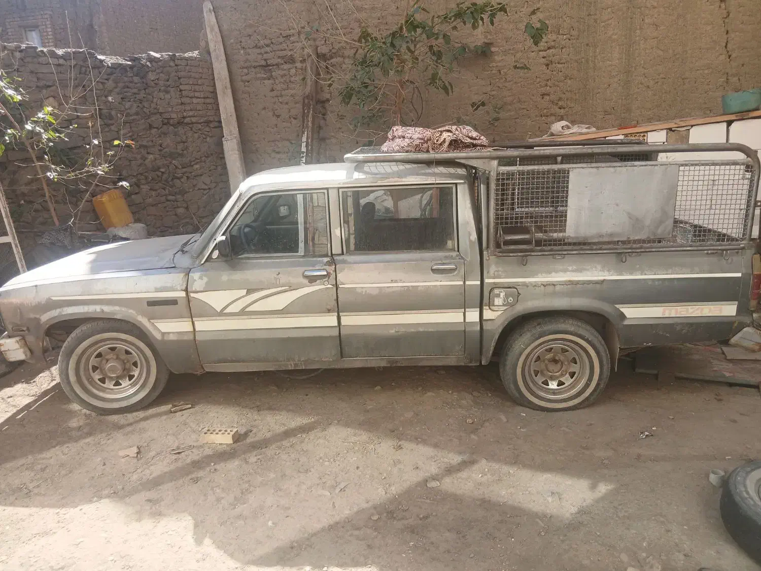 مزدادوکابین ۱۶۰۰|خودرو سواری و وانت|همدان, |دیوار