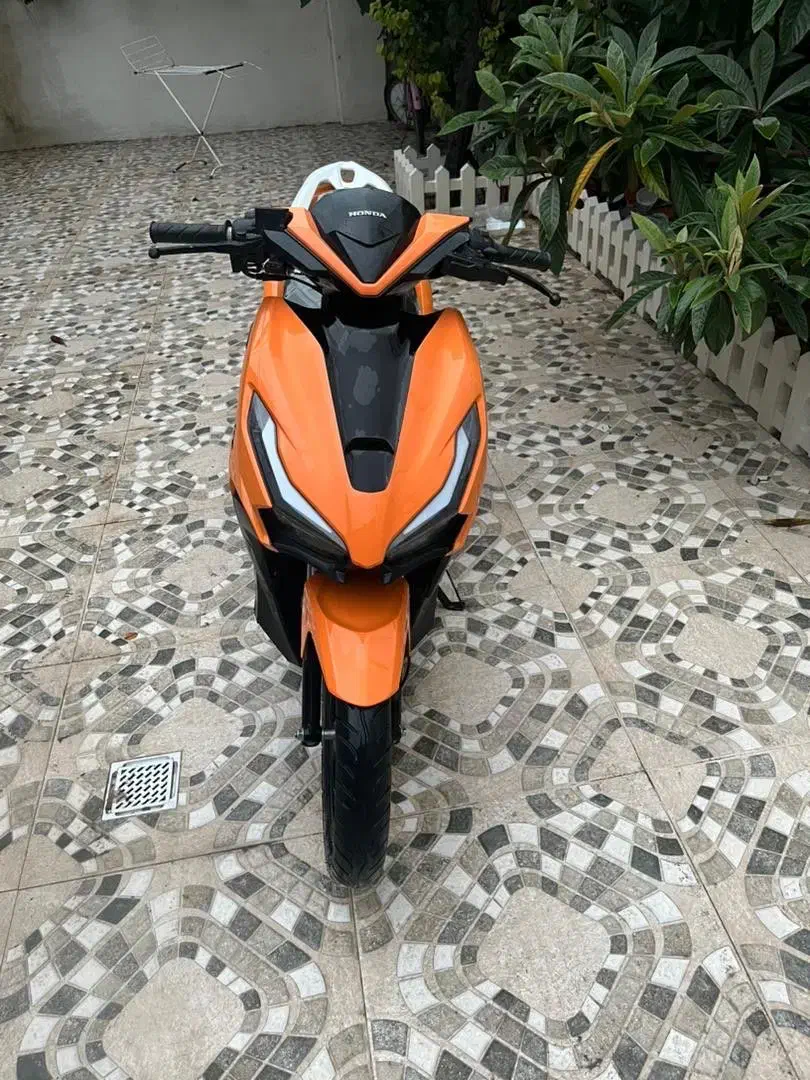 موتور کلیلک|موتورسیکلت|آستانه اشرفیه, |دیوار