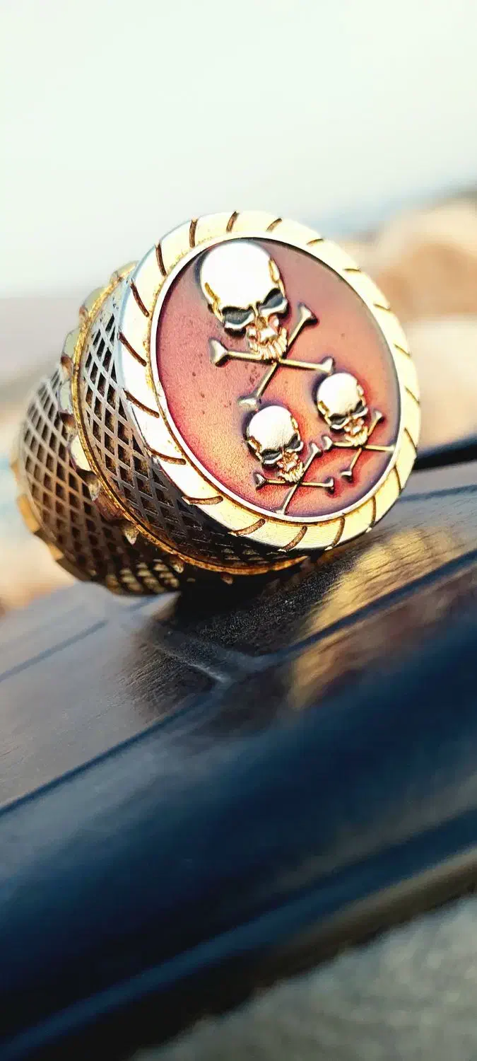 گریندر|کلکسیون اشیاء عتیقه|شیراز, کوی زهرا|دیوار