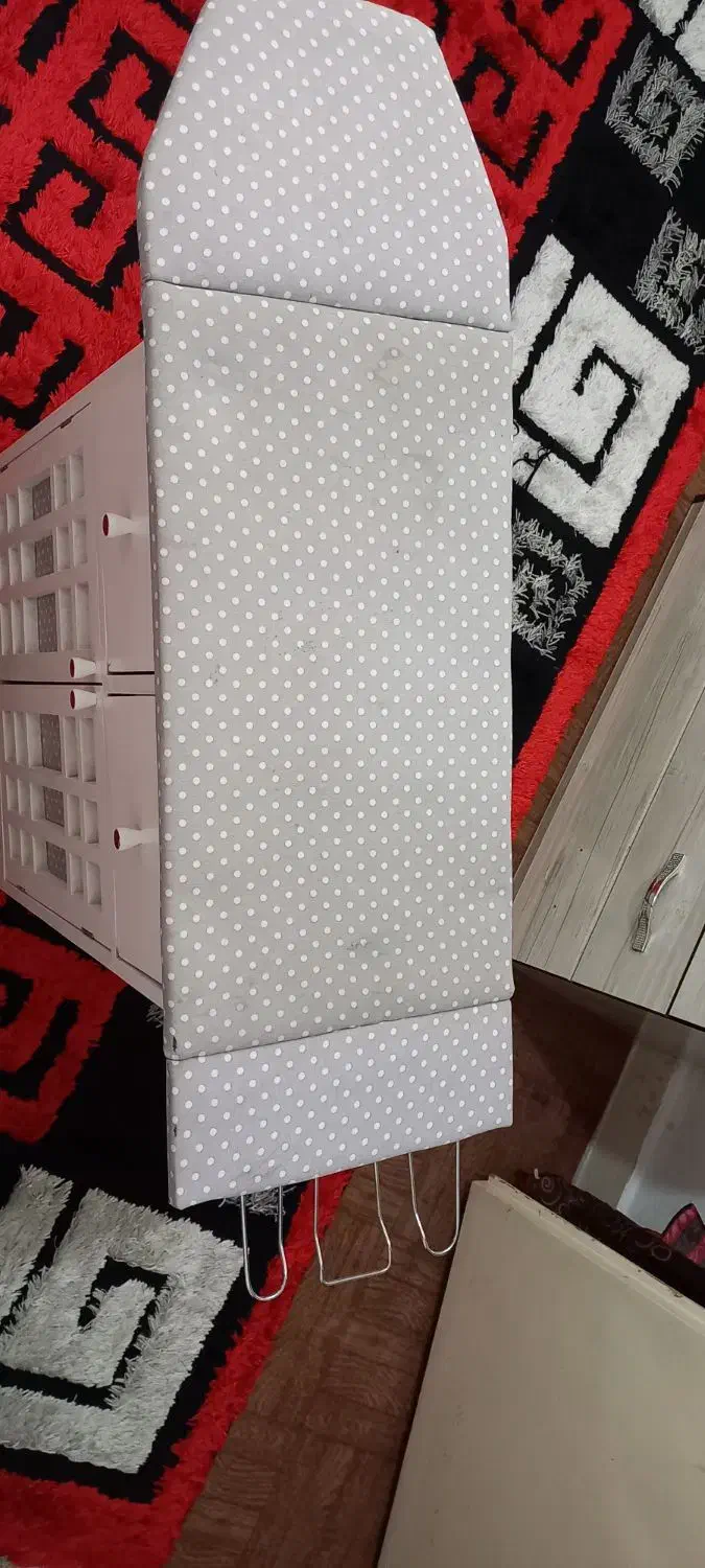 میزچرخ واتو|اتو و لوازم اتو|ری, شهادت|دیوار