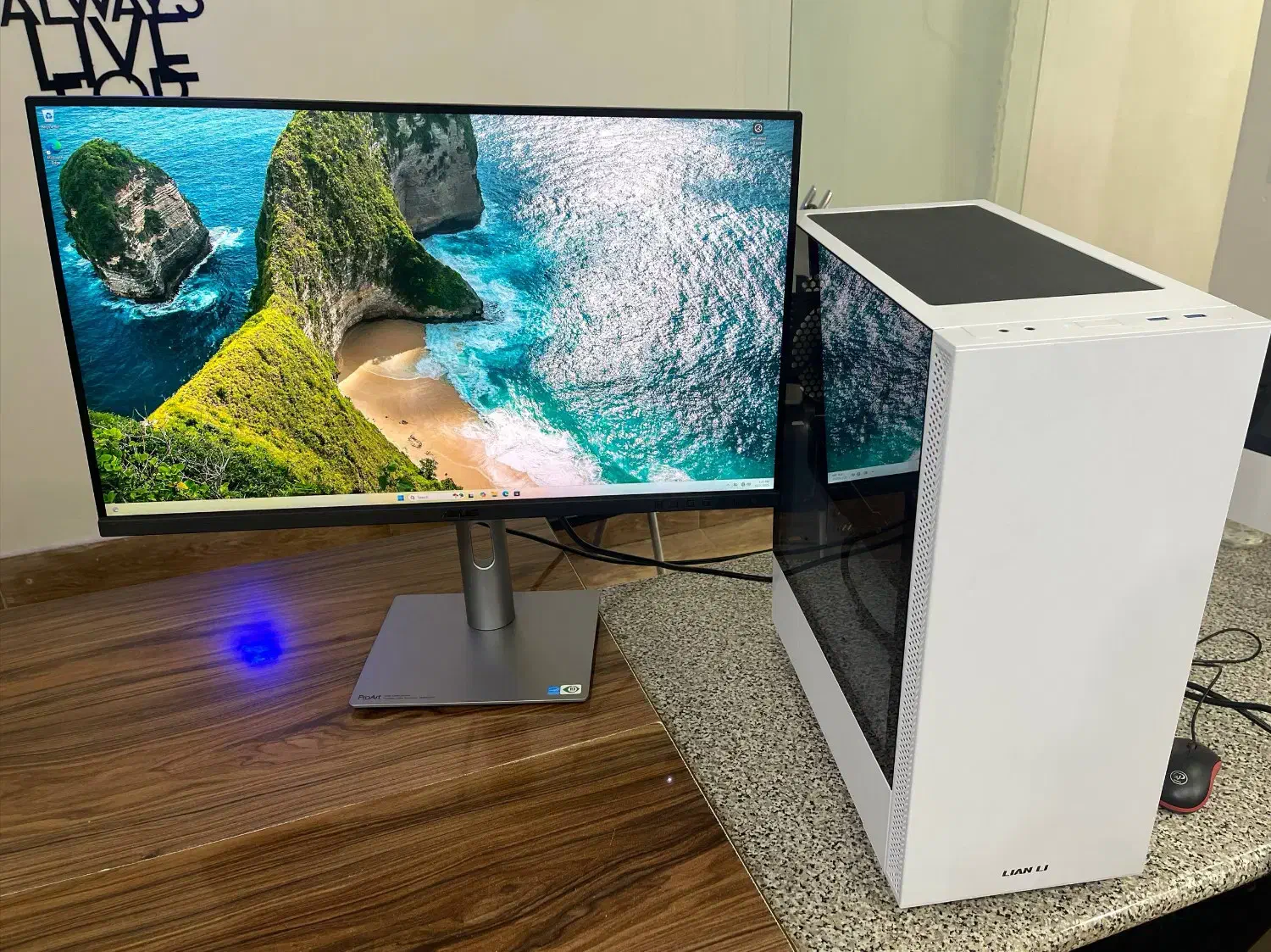 مانیتور حرفه‌ای ۲۷ اینچ Asus ProArt 4K UHD|قطعات و لوازم جانبی رایانه|رشت, امین الضرب|دیوار