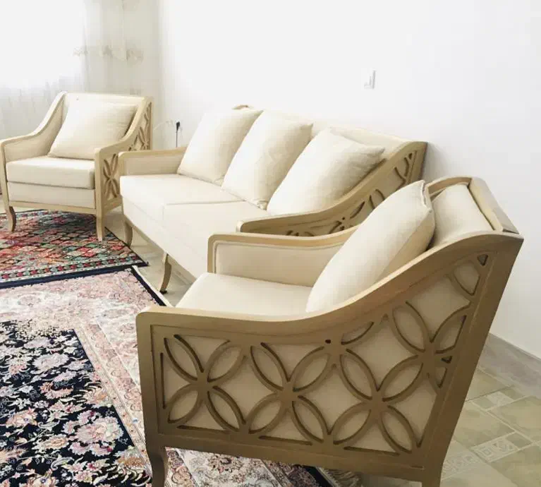 مبل زیبا و خیلی تمیز|مبلمان خانگی و میز عسلی|کوهدشت, |دیوار