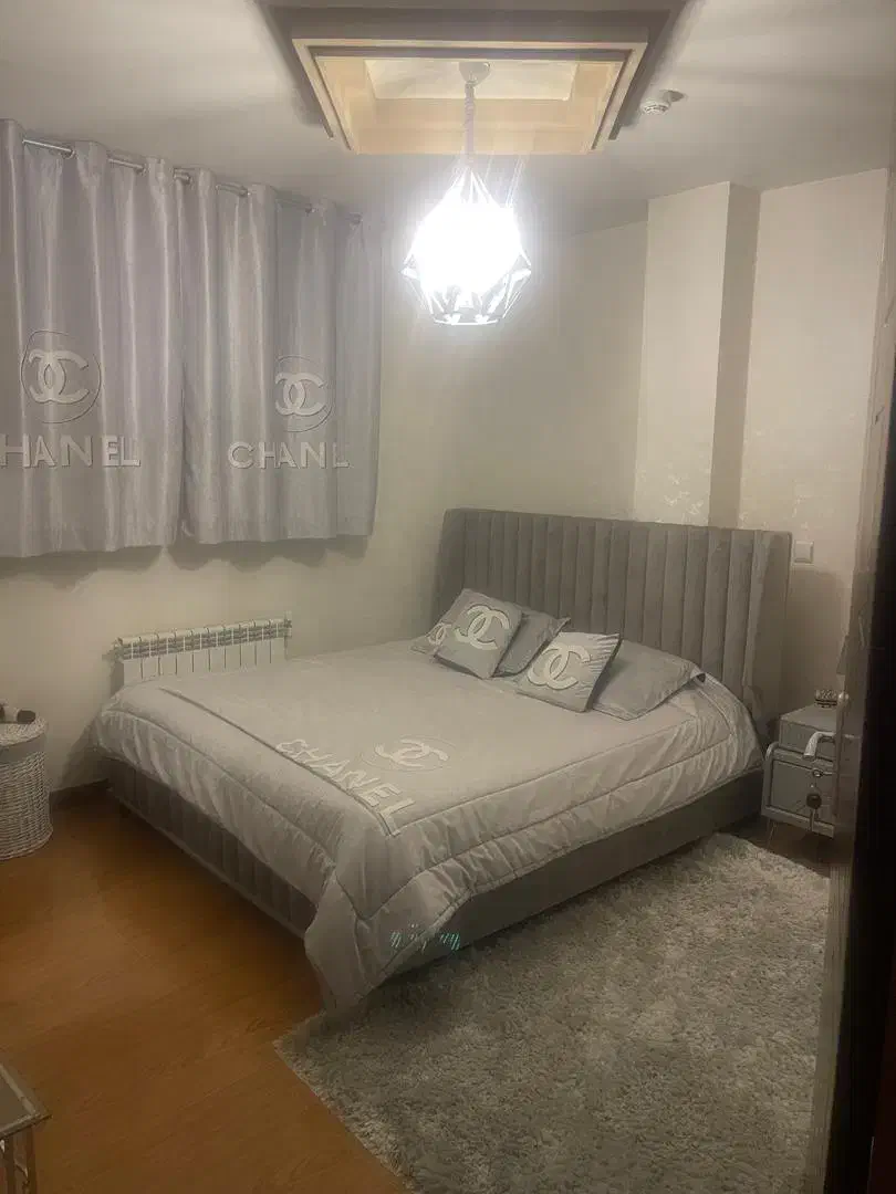 سرویس خواب|تخت و سرویس خواب|بروجن, |دیوار