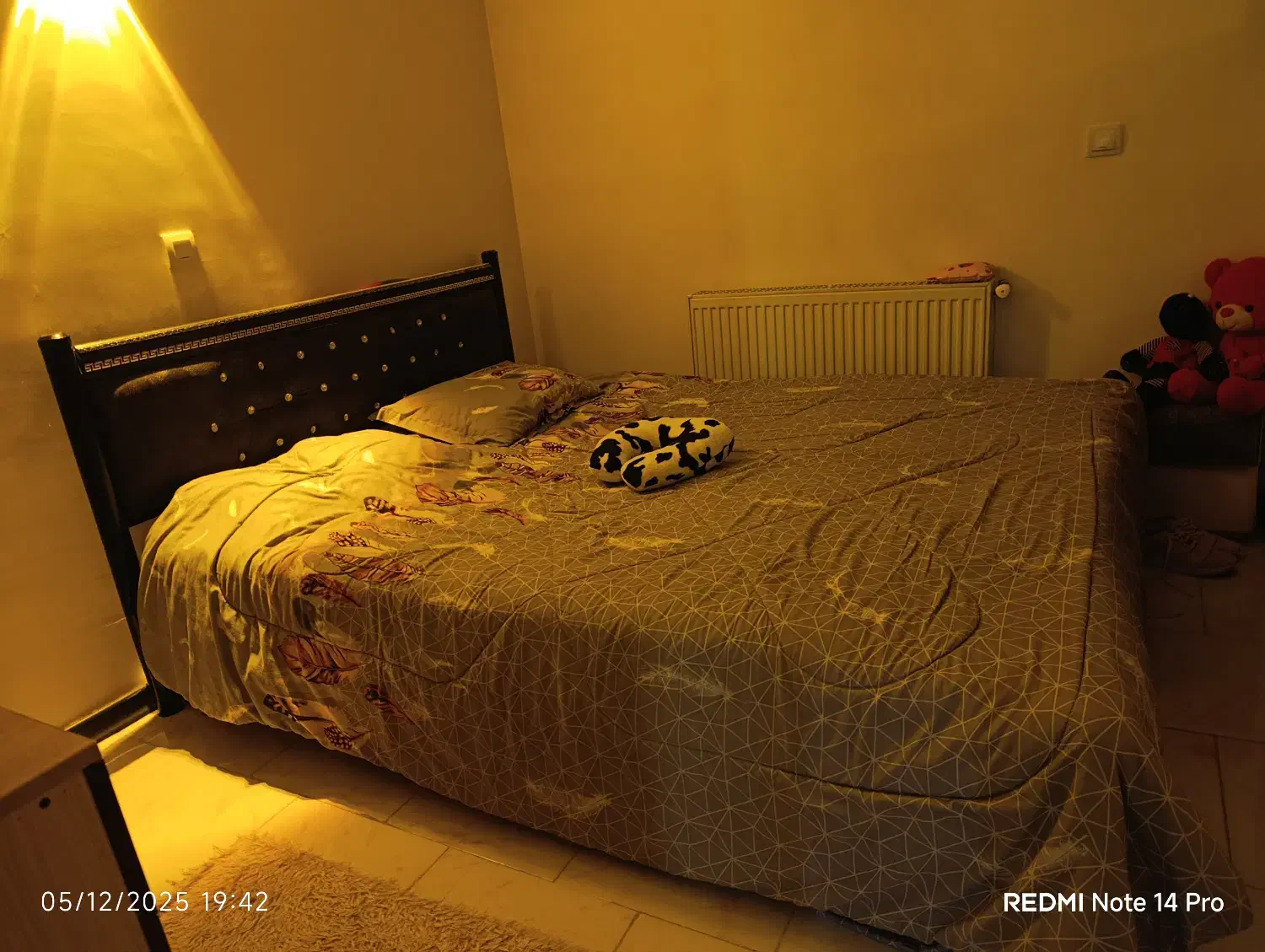 تخت دو نفره همراه تشک خوشخواب|تخت و سرویس خواب|پردیس, فاز ۸|دیوار