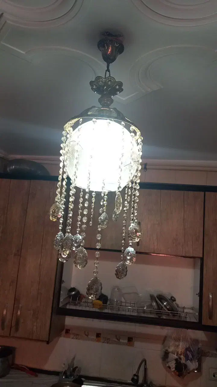 دوعددلوستربرنجی|لوستر و چراغ آویز|هشتگرد, شهرک راه آهن|دیوار