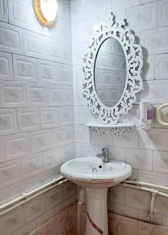 اجاره روزانه سوئیت پارکینگ دار و تمیز داخل شهر|اجارهٔ کوتاهمدت آپارتمان و سوئیت|خرمآباد, |دیوار