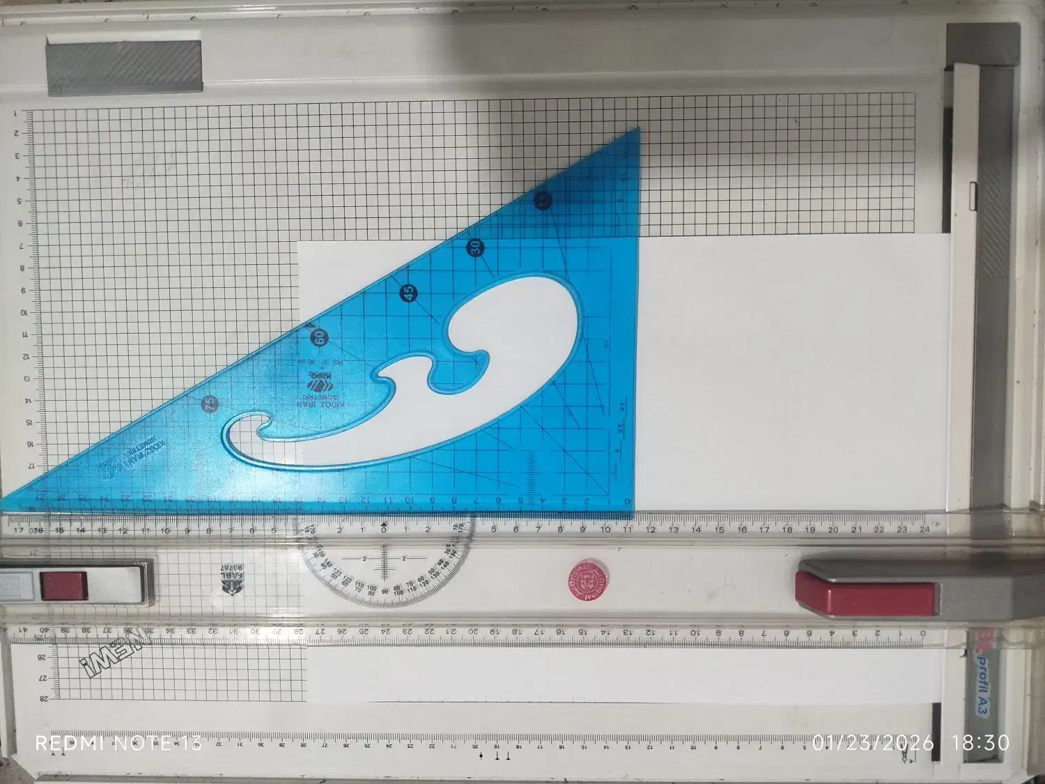 تخته رسم|لوازم التحریر|بیرجند, |دیوار