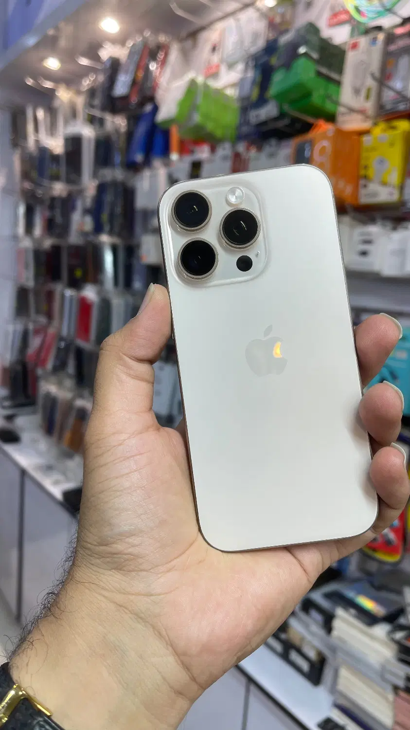Iphone 16 pro شرکتی256gb|موبایل|اصفهان, دستگرده|دیوار