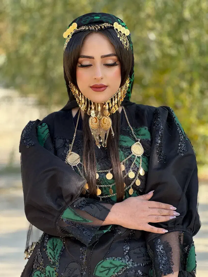 میکاپ و زلف|خدمات آرایشگری و زیبایی|یاسوج, |دیوار