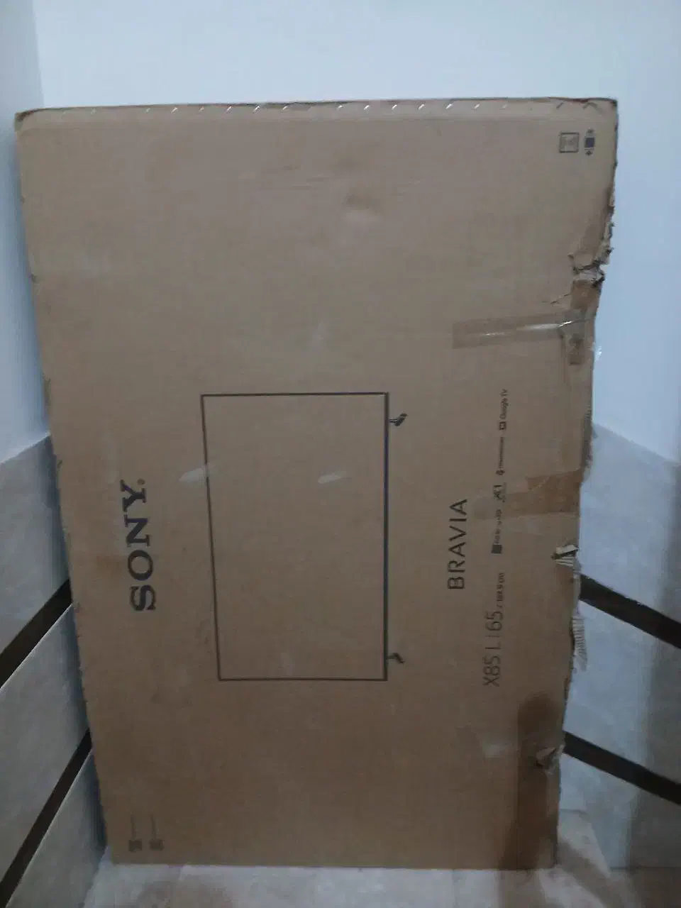 کارتن تلویزیون ۶۵ اینچ|تلویزیون و پروژکتور|سنندج, |دیوار