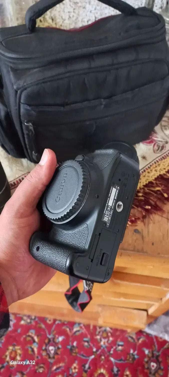 دوربین عکاسی کنون 700D|دوربین عکاسی و فیلم‌برداری|بروجرد, |دیوار