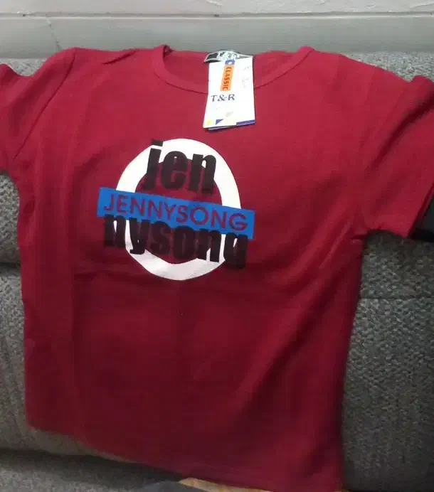 تیشرت پسرانه  قرمز و ابی و مشکی ولباس توری دخترانه|کفش و لباس بچه|یزد, |دیوار