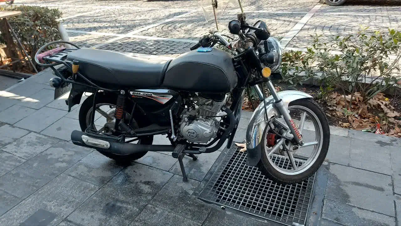 موتور پیشرو ۲۰۰|موتورسیکلت|تهران, بهجتآباد|دیوار