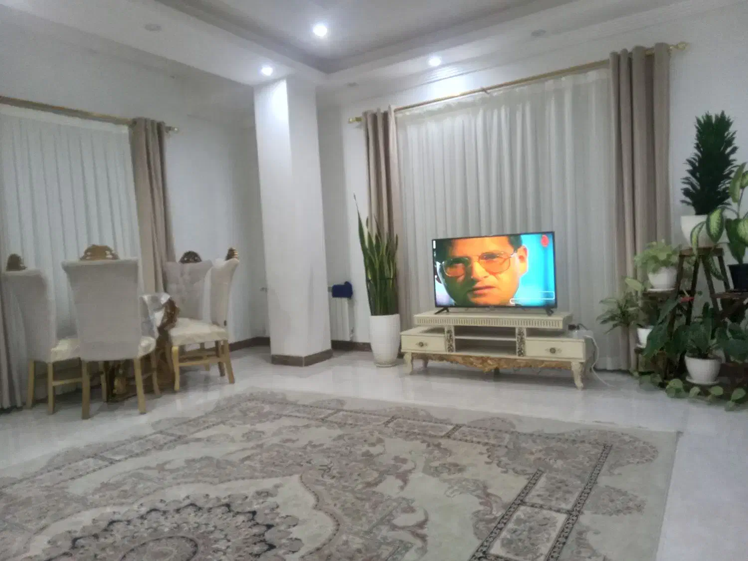 اجاره سویت ۲خواب با پارکینگ|اجارهٔ کوتاه‌مدت آپارتمان و سوئیت|سلمان‌شهر, |دیوار