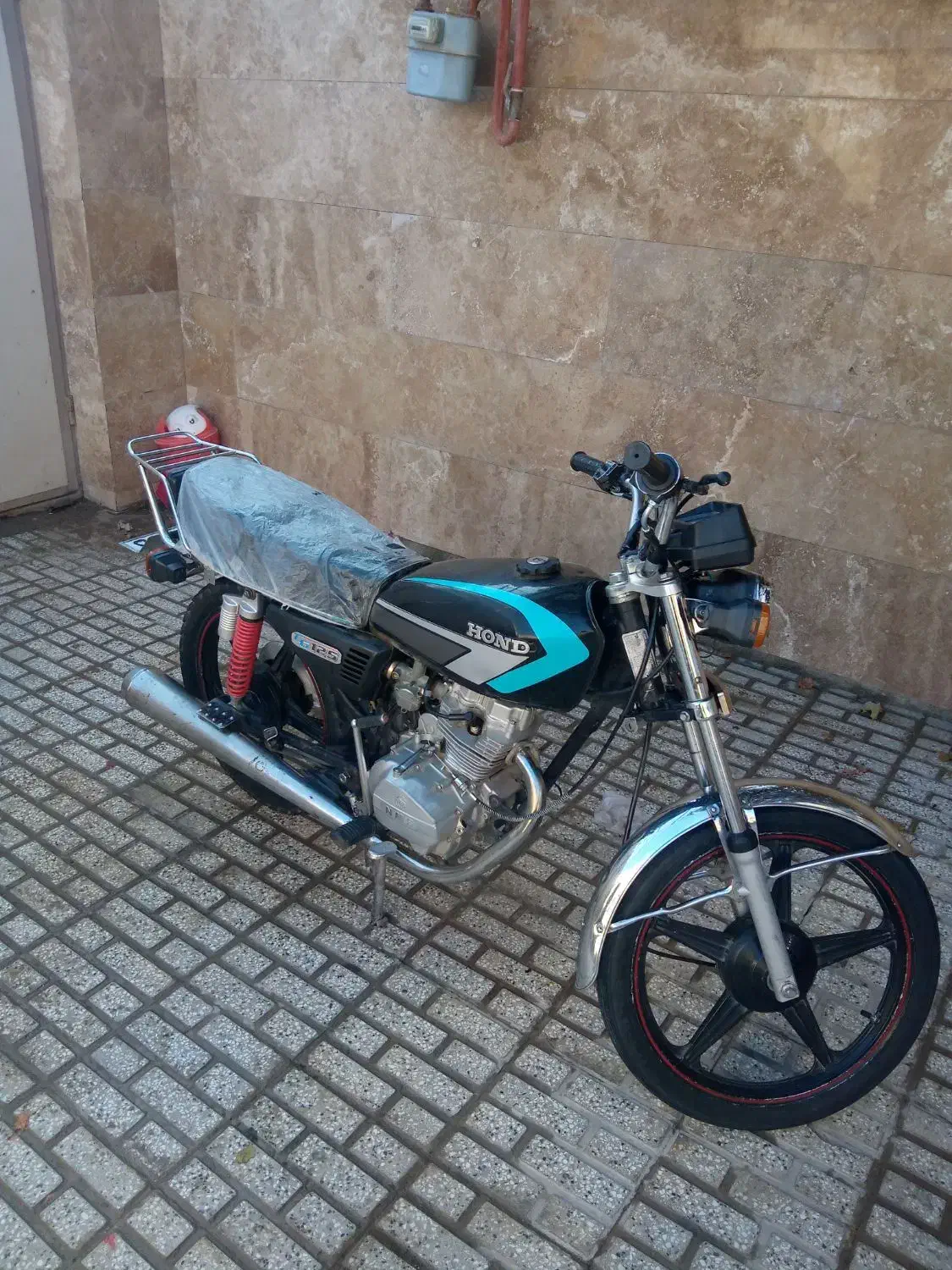 موتور هوندا 125|موتورسیکلت|تربت‌حیدریه, آغوی|دیوار