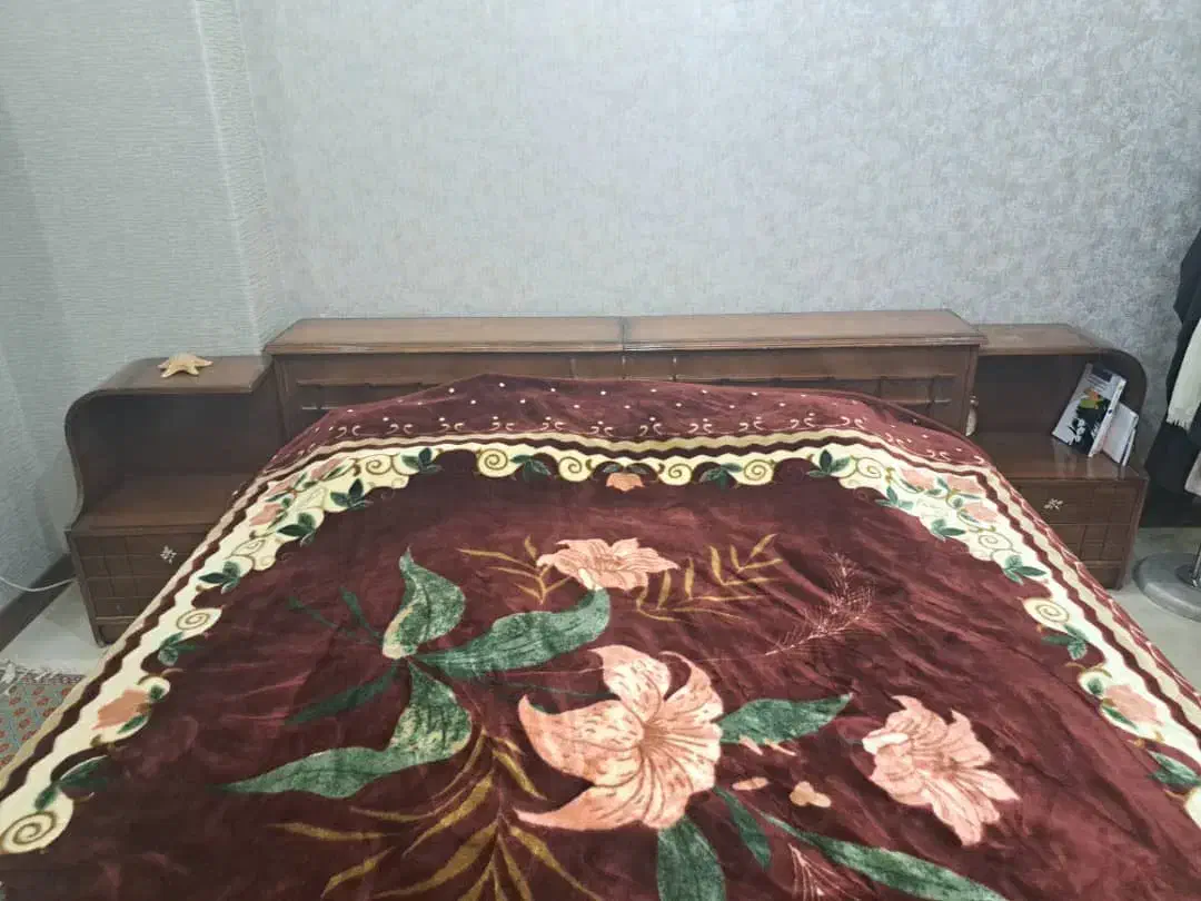 سرویس خواب چوب(تخت،پاتختی،میز آرایش)|تخت و سرویس خواب|اصفهان, سعادتآباد|دیوار