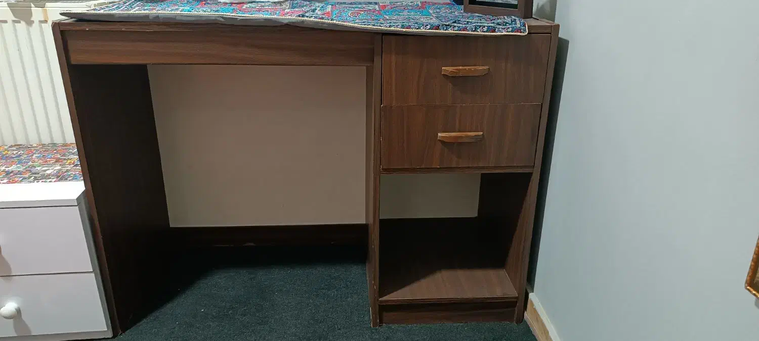 میز تحریر|میز تحریر و کامپیوتر|گنبد کاووس, |دیوار