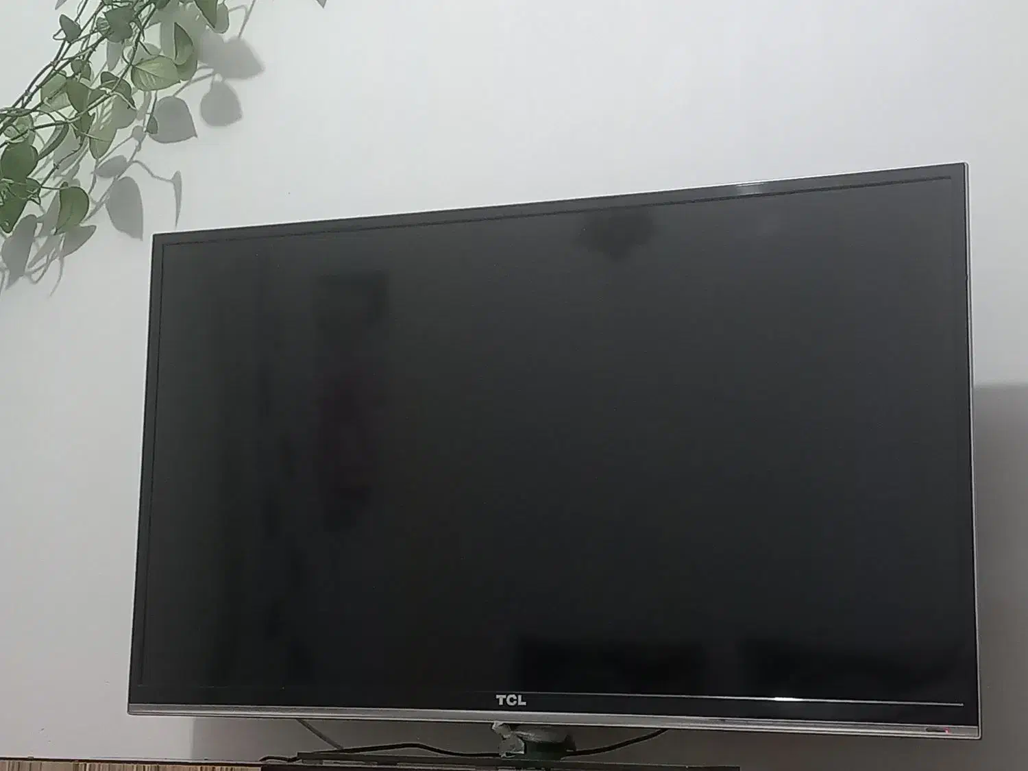 نیازمند|تلویزیون و پروژکتور|لردگان, |دیوار