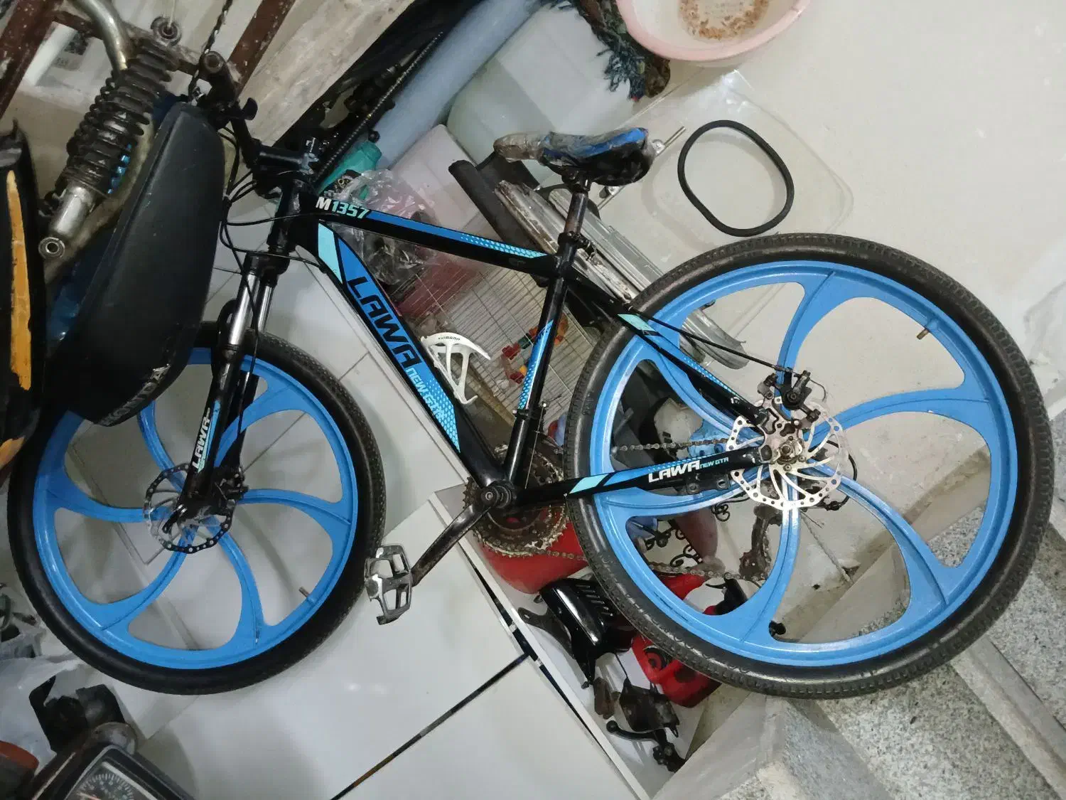 دوچرخه ۲۶کوهستان حرفه ای لاوار رینگ دار و دیسکی|دوچرخه، اسکیت، اسکوتر|رشت, شهرک صبا|دیوار