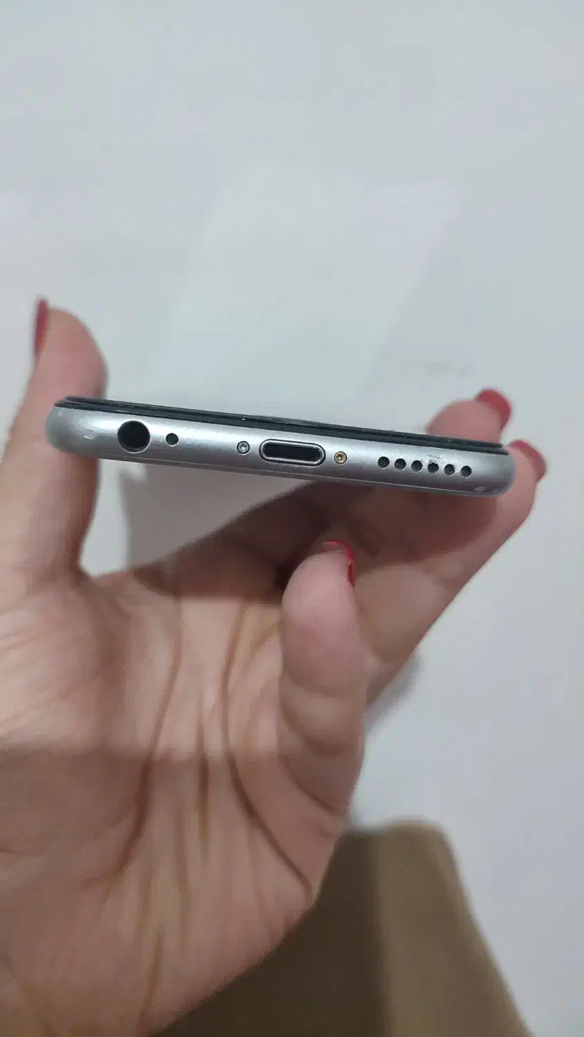 آیفون 6s سیلور 64 گیگ|موبایل|فومن, |دیوار