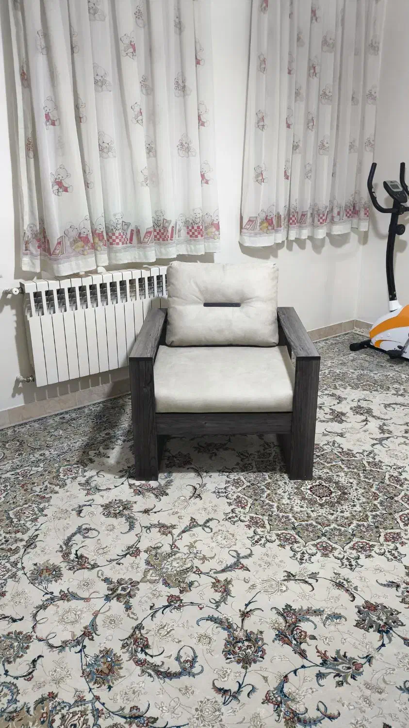 دو عدد اسکلت مبل نو آپارتمانی با تراسی (بدون تشک)|مبلمان خانگی و میز عسلی|سمنان, |دیوار