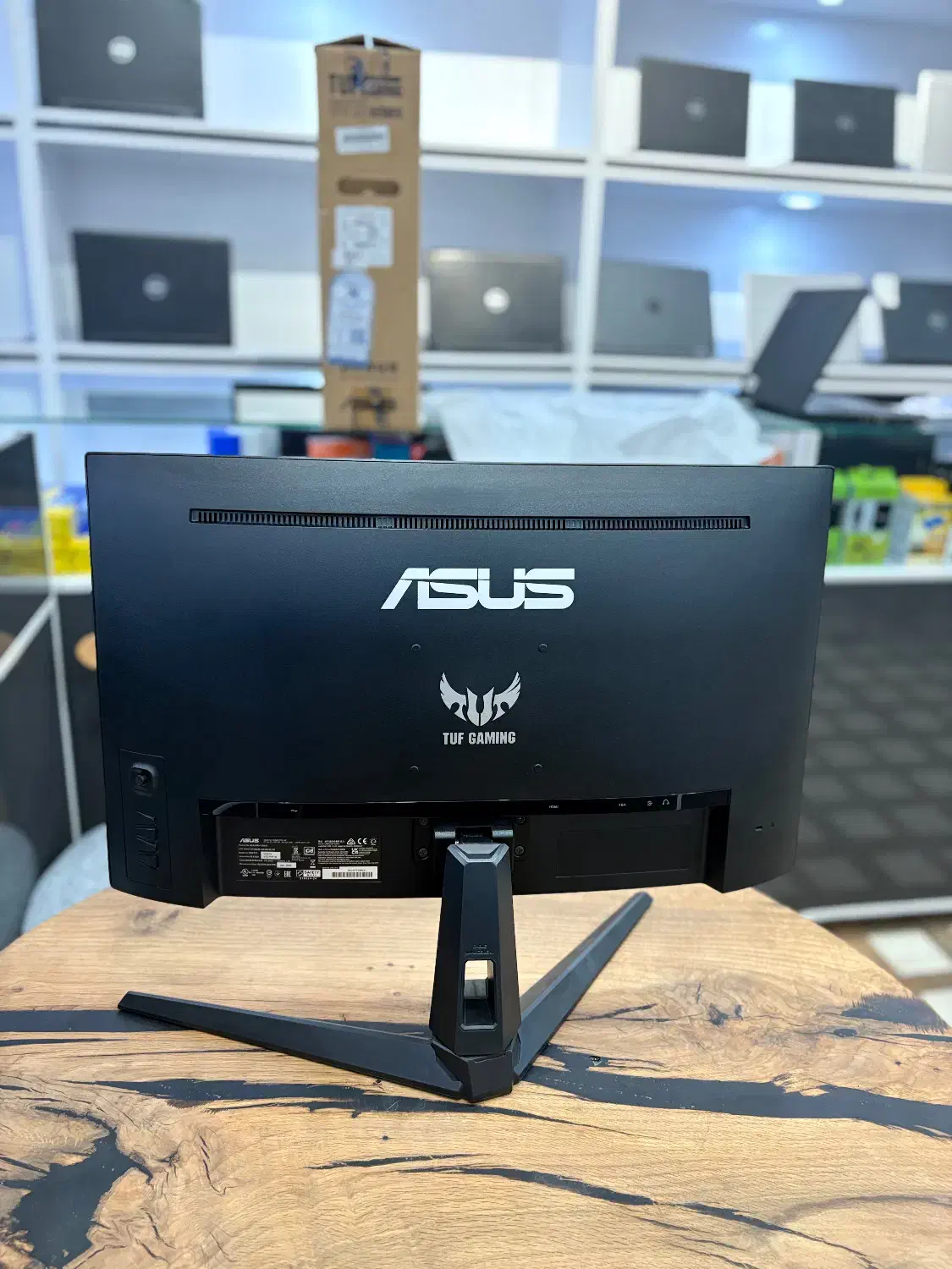 مانیتور گیمینگ خمیده ASUS|قطعات و لوازم جانبی رایانه|بندر کنگان, |دیوار