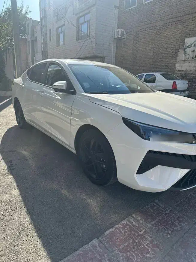 کی ام سی j7 بدون رنگ ۴۰۲|خودرو سواری و وانت|اراک, |دیوار