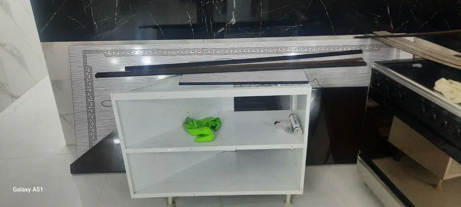 کابینت فلز و ام دی اف به همراه هود|سفره، حوله، دستمال آشپزخانه|گلپایگان, |دیوار