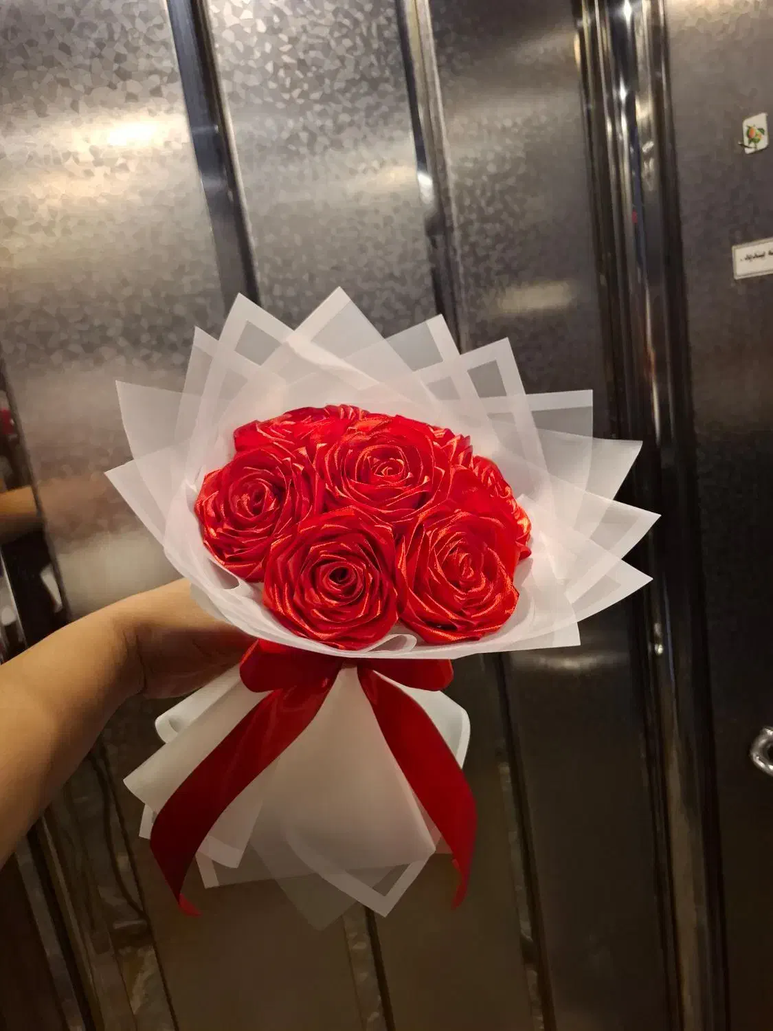 تَک شاخه و ۷ شاخه رُوبانی(شب یلدا)|حراج|کرمانشاه, |دیوار