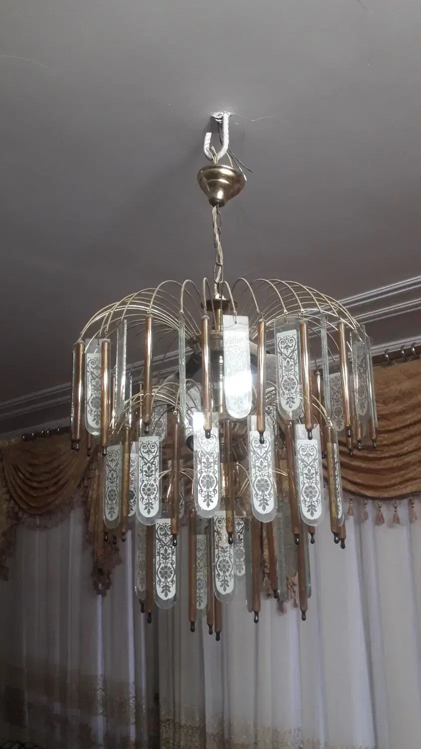 لوستر ۲ عدد|لوستر و چراغ آویز|یزد, |دیوار