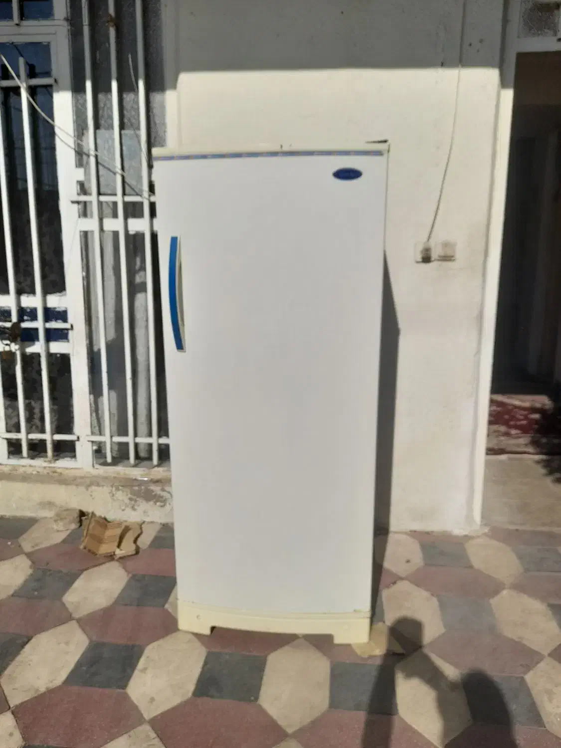 یخچال فریزر ۱۲ فوت و یک کوئیک خونگی..|یخچال و فریزر|شیراز, کوزه گری|دیوار