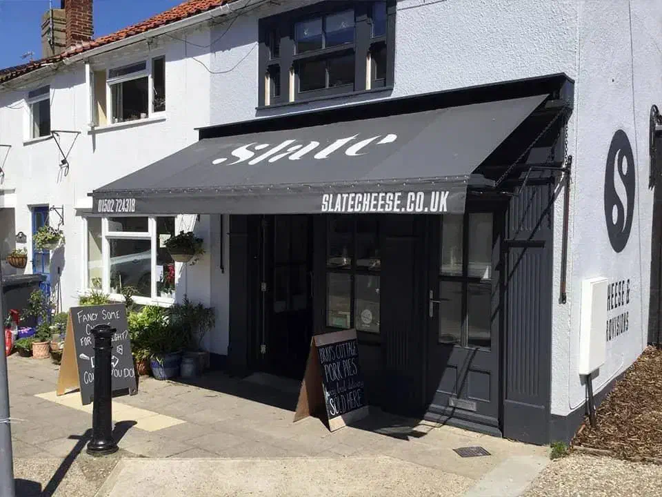 سایبان درب برقی  جک بازویی قسطی|خدمات پیشه و مهارت|بم, |دیوار