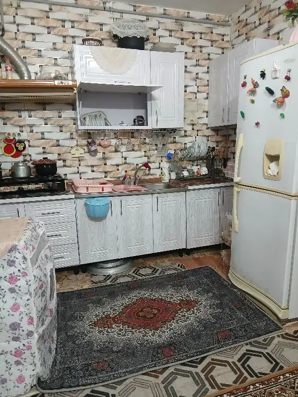 ویلایی مرکز شهر ،  حال و پذیرایی  بزرگ|فروش خانه و ویلا|آزادشهر, |دیوار