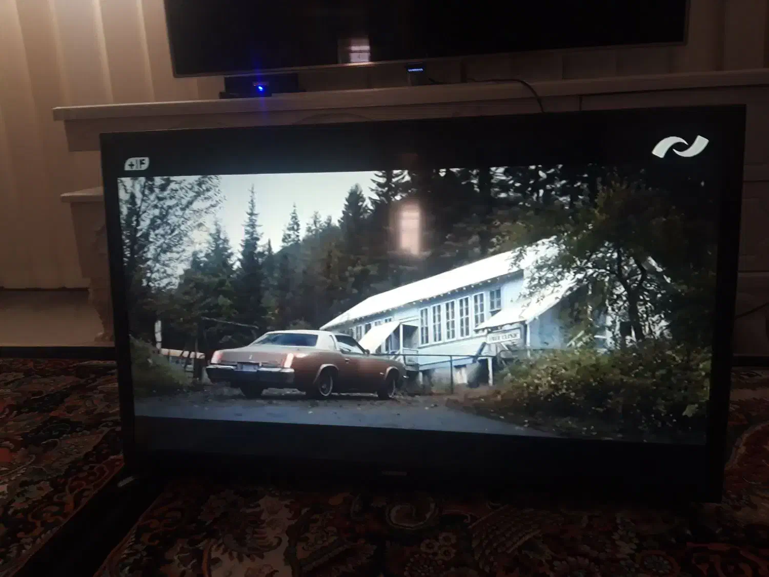 تلویزیون ۳۲ سامسونگ|تلویزیون و پروژکتور|مشکیندشت, |دیوار