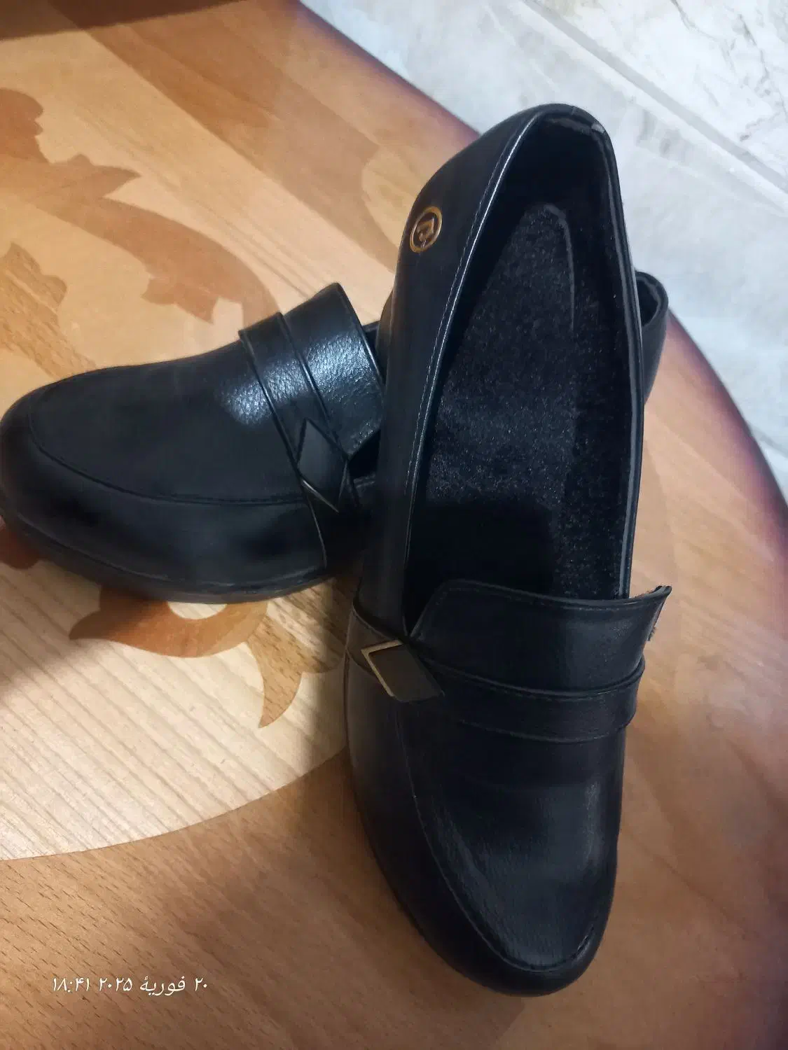 کفش زنانه|کیف، کفش، کمربند|قم, انصار‌الحسین|دیوار