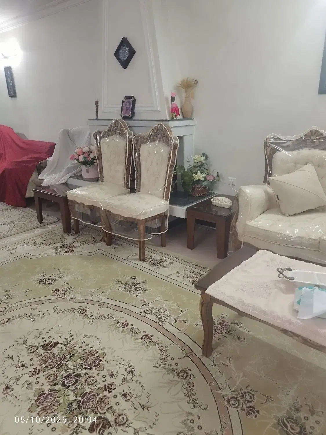 مبلمان سلطنتی9نفره به همراه میز ناهارخوری10نفره|مبلمان خانگی و میز عسلی|مشهد, رضاشهر|دیوار
