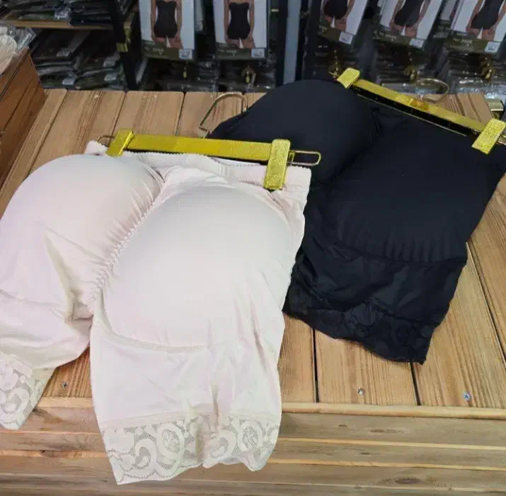 پروتز حجیم|لباس|الوند, |دیوار