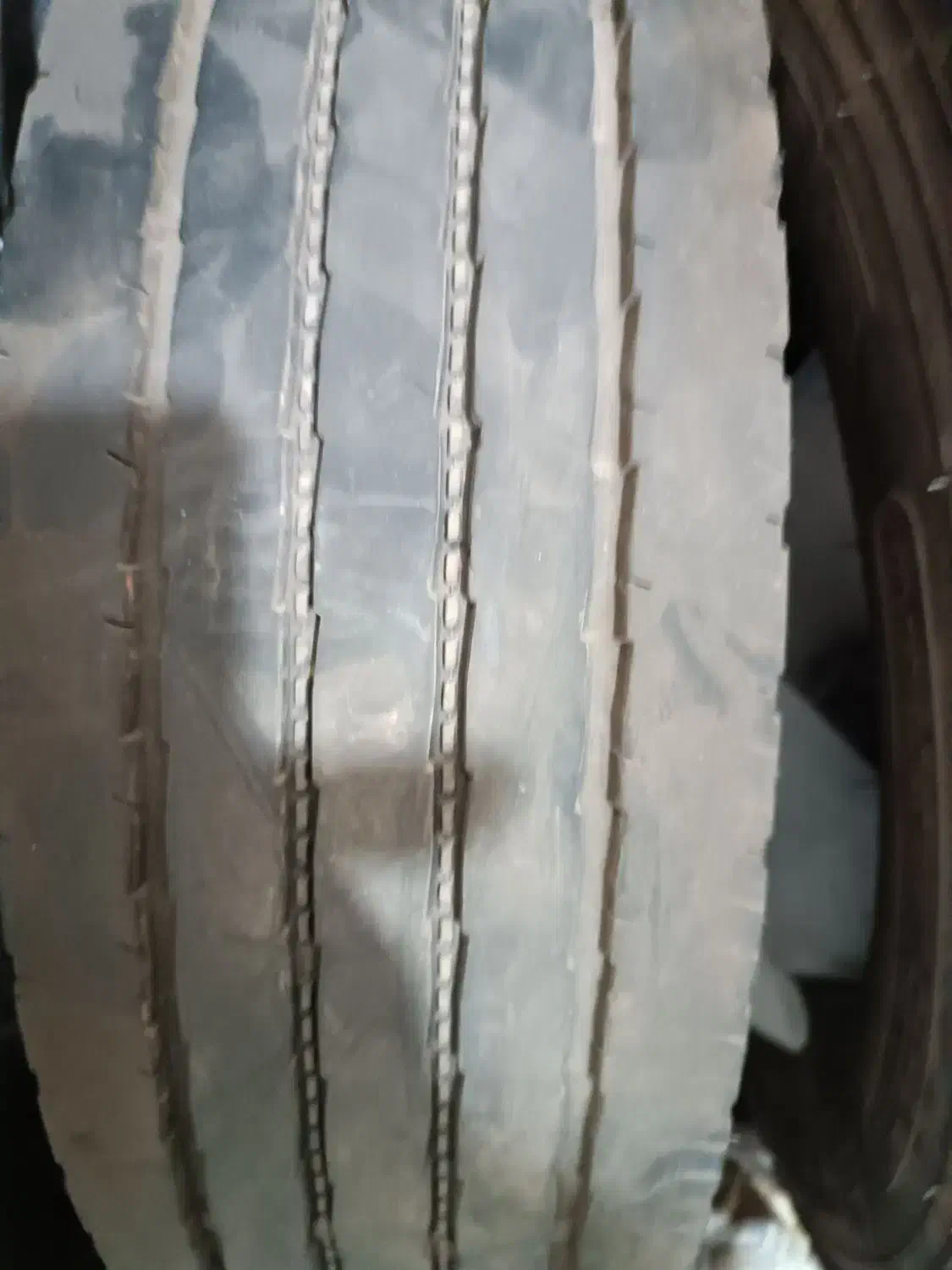 لاستیک ۳۱۵/۸۰/۲۲/۵ولاستیک خاوری تیوپلس|قطعات یدکی و لوازم جانبی|بم, |دیوار