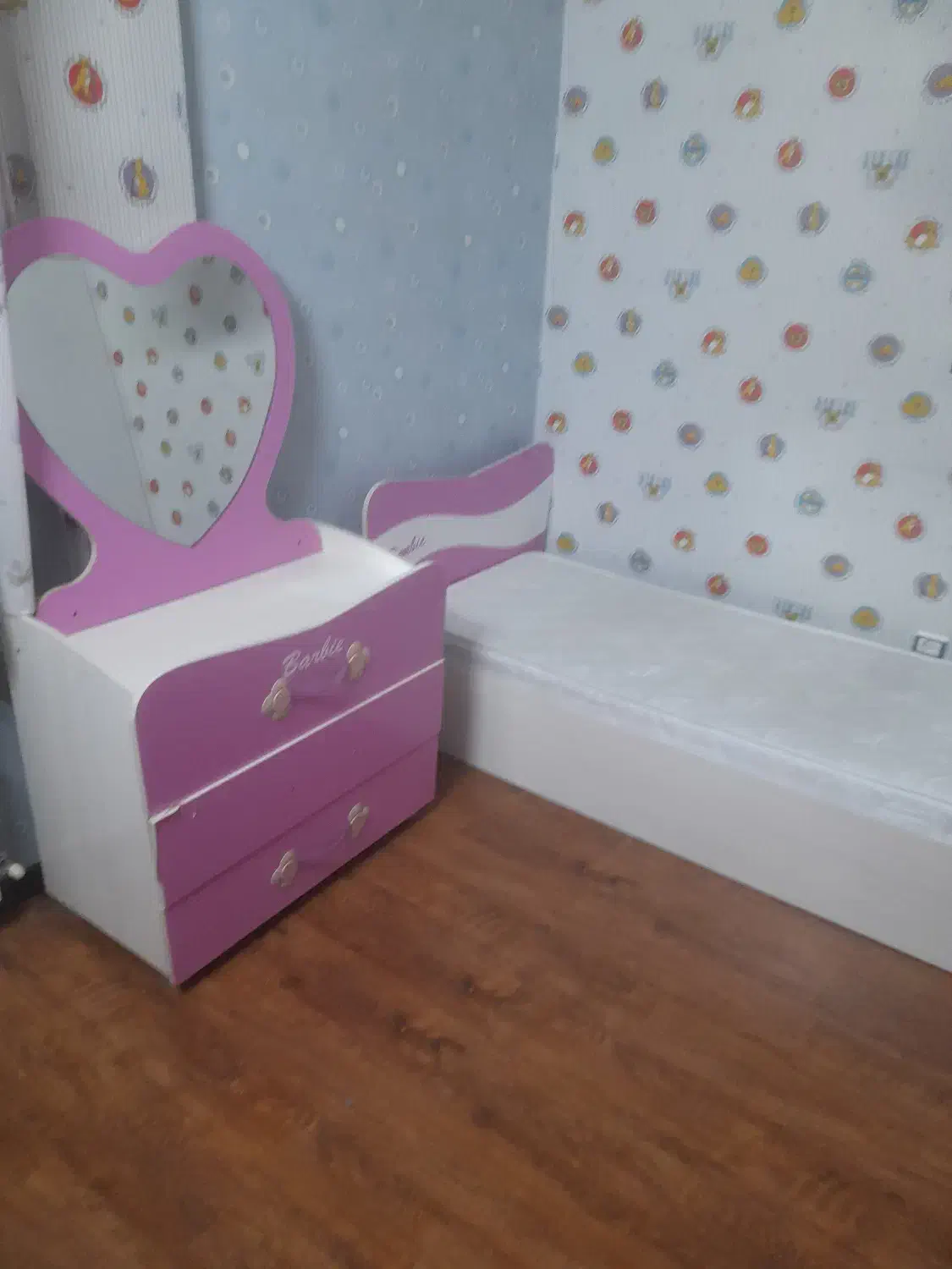 تخت و کمد|تخت و سرویس خواب|بجنورد, |دیوار