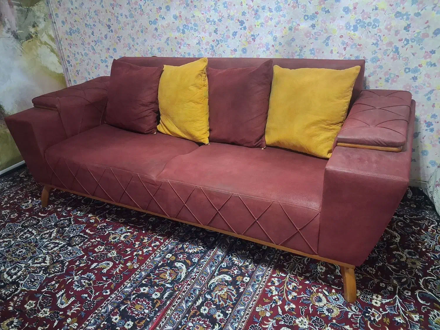 فروش یک عدد کاناپه|مبلمان خانگی و میز عسلی|شیراز, صنایع الکترونیک|دیوار
