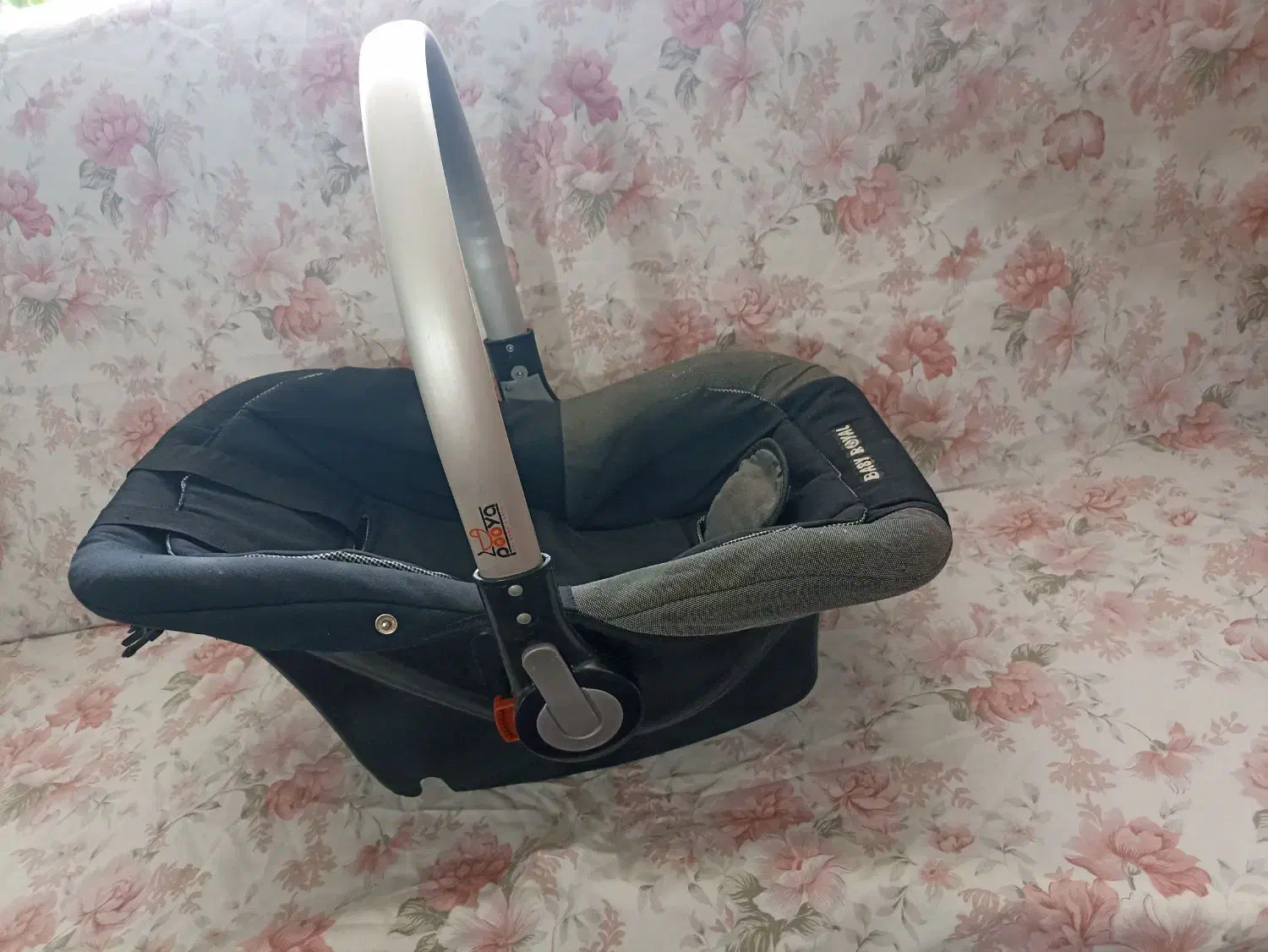 کریر بچه|کالسکه و لوازم جانبی|خمین, |دیوار