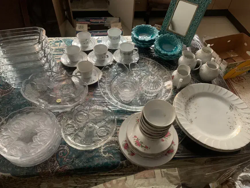 ظروف چینی و پریکس|ظروف سرو و پذیرایی|اصفهان, کوی امیریه|دیوار