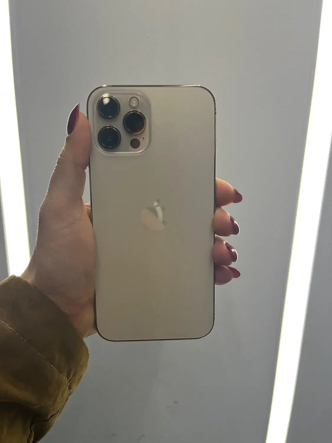 ۱۲ مکس اقساطی از دم قسط|موبایل|اصفهان, باغ زرشک|دیوار