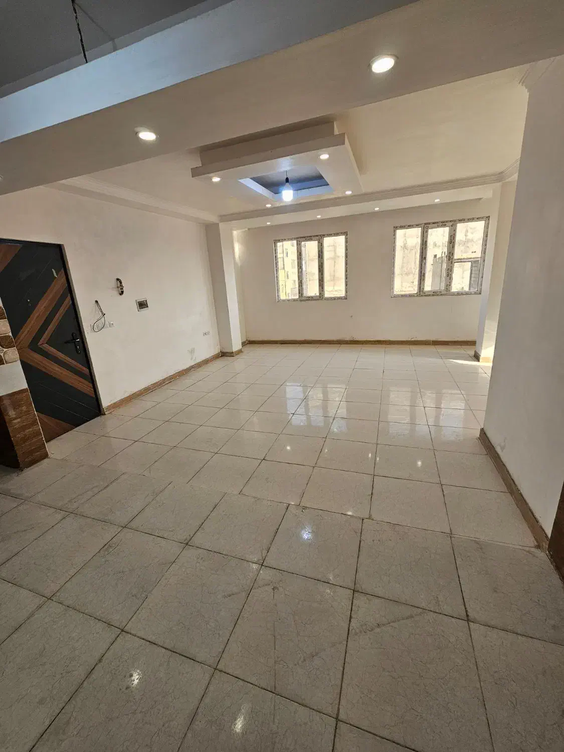 واحد۹۵متری کلید نخورده نبش خاکوئی|فروش آپارتمان|نسیم‌شهر, |دیوار