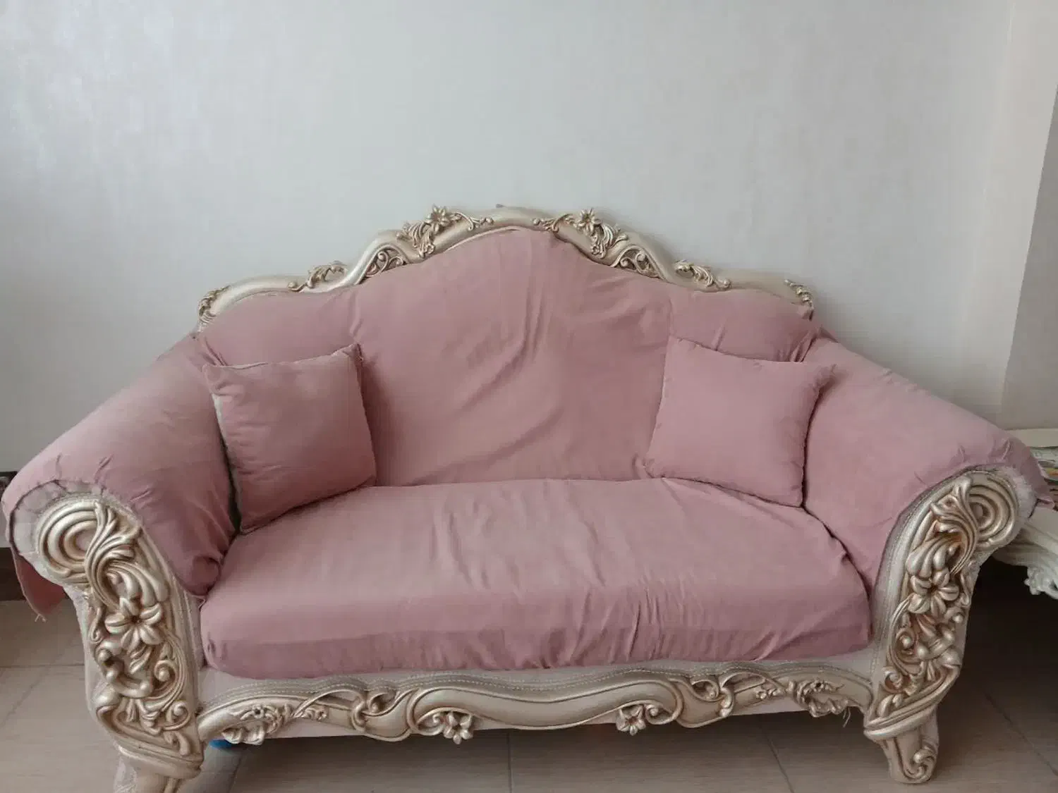 دوخت کاور مبل پارچه ای بسیار شیک ونفیس|مبلمان خانگی و میز عسلی|شیروان (خراسان), |دیوار