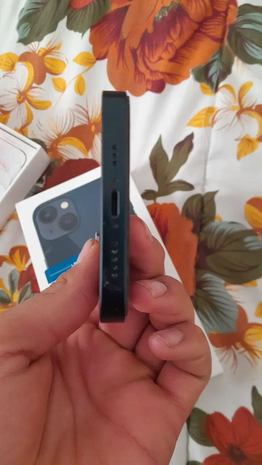 iphone13  normal|موبایل|زرند, |دیوار