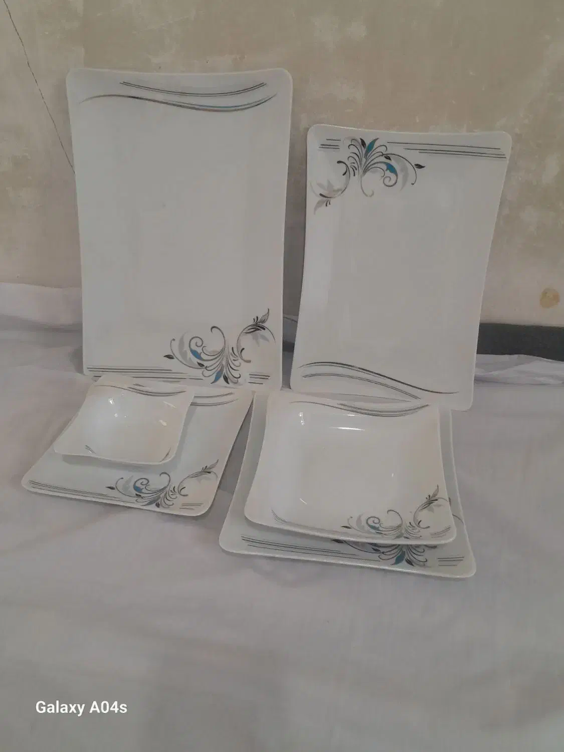 ظروف چینی شیش نفره|ظروف سرو و پذیرایی|همدان, |دیوار